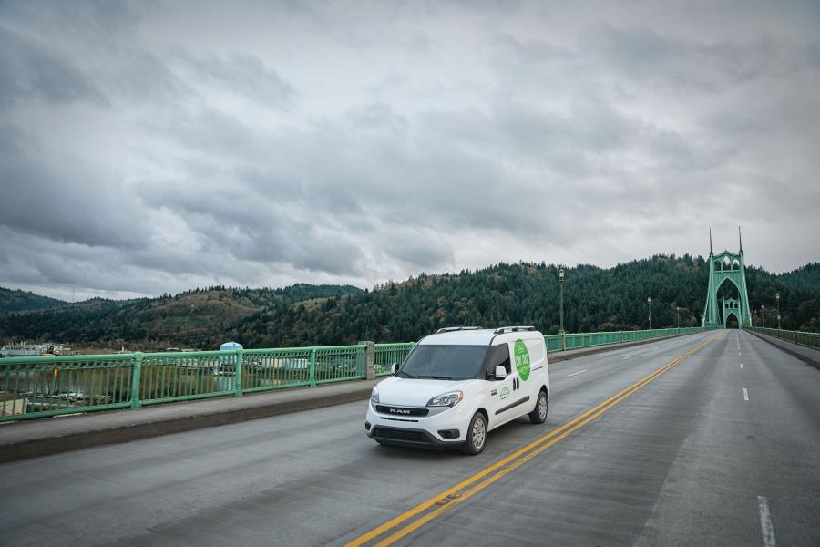  Ram ProMaster City Tradesman Cargo Van 2018 года  (фото 2 из 2)